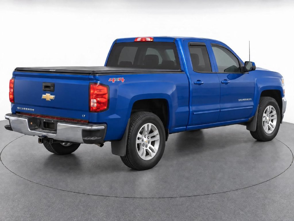 Used 2018 Chevrolet Silverado 1500 LT w/ All Star Edition AWD/4WD image 9
