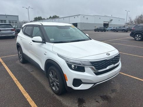 Certified 2021 Kia Seltos LX image 1