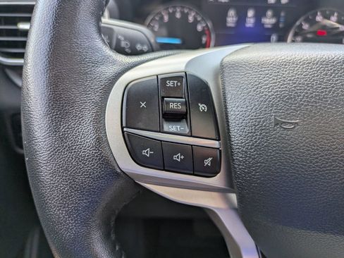 Used 2023 Ford Explorer XLT w/ Equipment Group 202A image 19