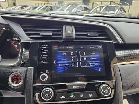 Used 2020 Honda Civic Sport image 28