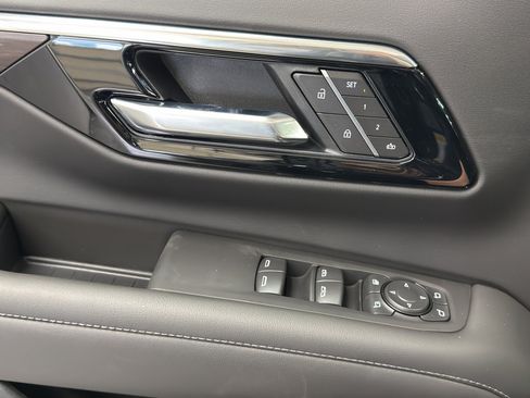 New 2026 Chevrolet Suburban Z71 w/ Z71 Off-Road Package image 22