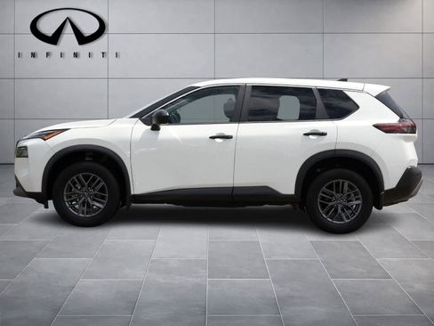 Used 2023 Nissan Rogue S FWD image 4