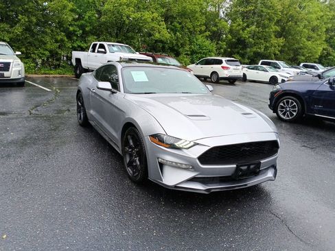 Used 2020 Ford Mustang Coupe w/ Equipment Group 101A RWD image 1