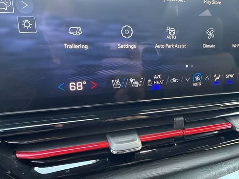 Used 2026 Chevrolet Silverado EV Trail Boss AWD/4WD image 23