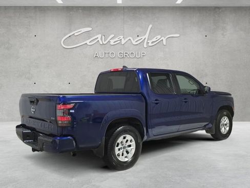 Used 2022 Nissan Frontier SV w/ Technology Package image 16