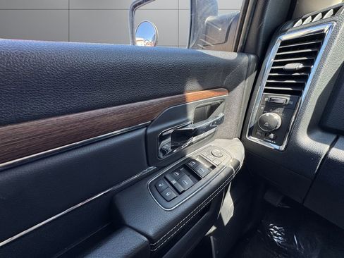 Used 2014 RAM 1500 Laramie w/ Convenience Group AWD/4WD image 11