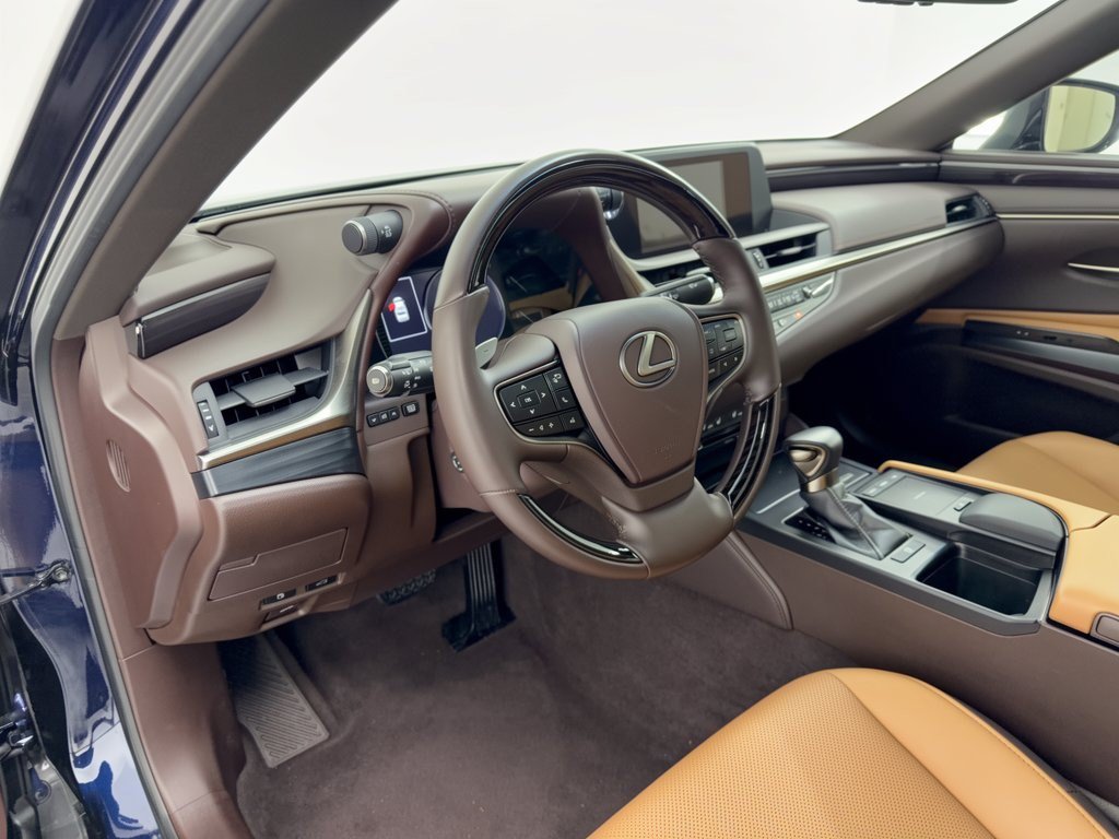 Certified 2020 Lexus ES 350 w/ Premium Package FWD image 4