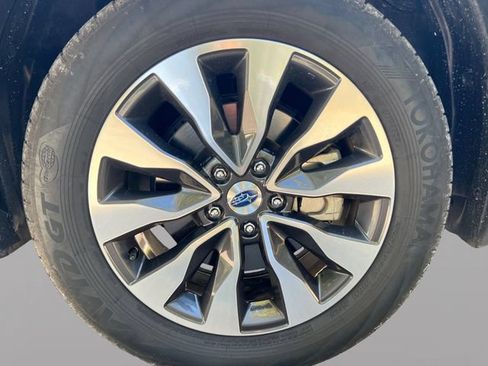 Used 2025 Subaru Outback Limited w/ Popular Package #2 AWD/4WD image 10