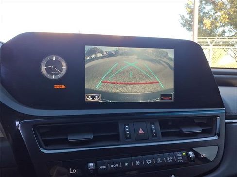 Used 2022 Lexus ES 350 w/ Premium Package image 27