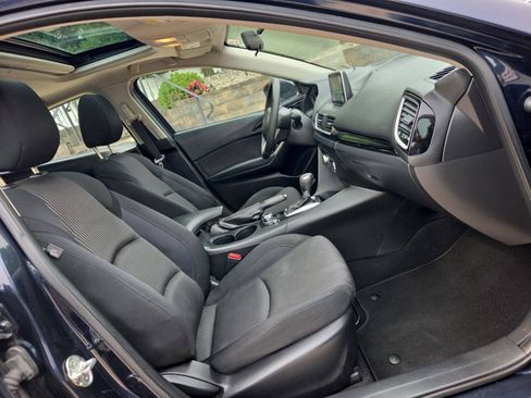 Used 2015 MAZDA MAZDA3 i Touring w/ Technology Package FWD image 20