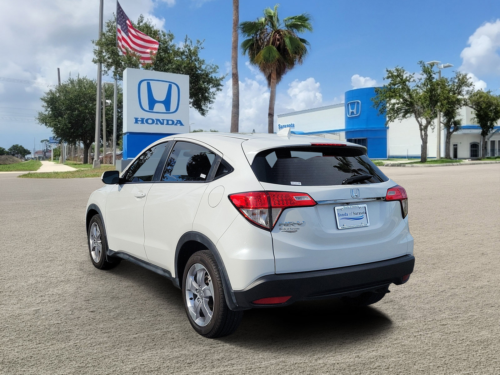 Used 2022 Honda HR-V LX image 5