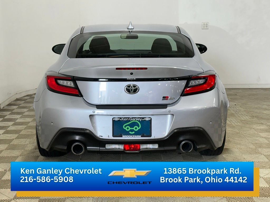 Used 2022 Toyota GR86 w/ ALL Weather Mat Package (TMS) RWD image 6