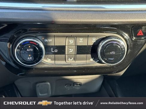 Used 2024 Chevrolet Trax ACTIV w/ Driver Confidence Package FWD image 20