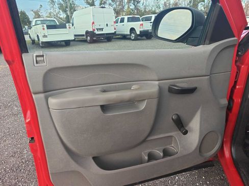 Used 2010 Chevrolet Silverado 1500 W/T image 13