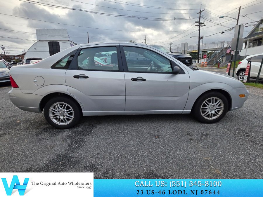 Used 2005 Ford Focus S FWD image 7