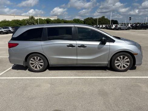 Used 2019 Honda Odyssey LX image 6