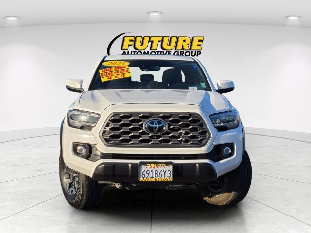 Certified 2023 Toyota Tacoma TRD Off-Road w/ TRD Premium Off Road Package AWD/4WD image 2