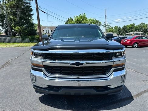 Used 2019 Chevrolet Silverado 1500 LT w/ All Star Edition AWD/4WD image 2