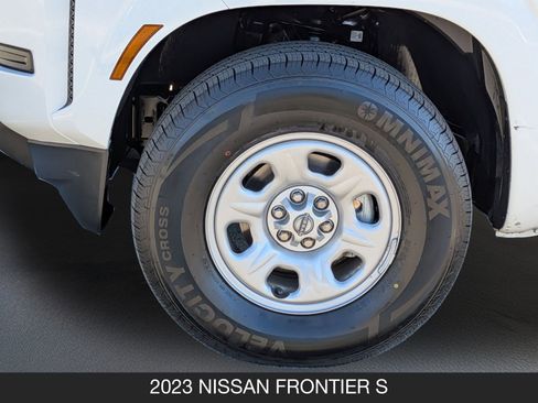 Certified 2023 Nissan Frontier S image 11