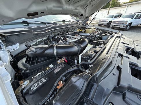 Used 2019 Ford F250 XLT w/ FX4 Off-Road Package AWD/4WD image 27