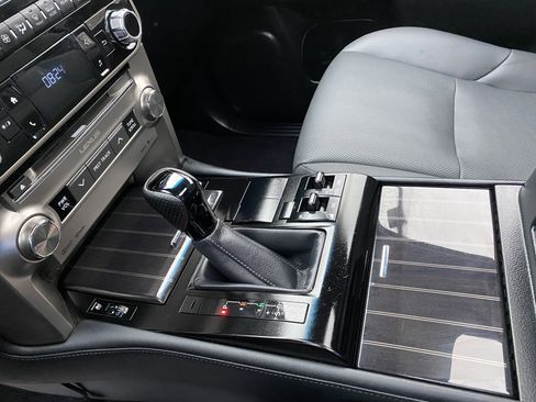 Used 2021 Lexus GX 460 Premium w/ Premium Package image 30