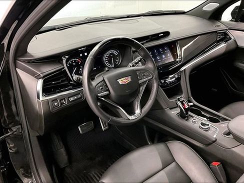 Used 2024 Cadillac XT6 Sport w/ Technology Package AWD/4WD image 16