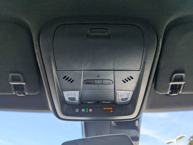 Used 2019 Cadillac XT4 Premium Luxury w/ Cold Weather Package FWD image 27