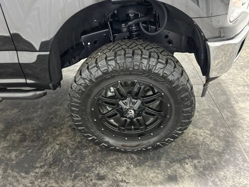 Used 2018 Ford F150 XLT w/ Equipment Group 302A Luxury AWD/4WD image 11