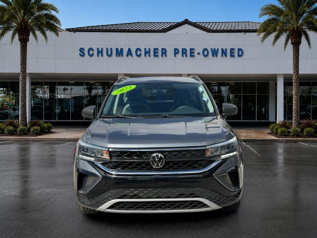 Used 2023 Volkswagen Taos S FWD image 2