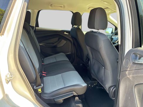 Used 2014 Ford Escape SE w/ Equipment Group 201A AWD/4WD image 10