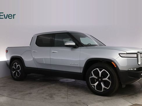 Used 2024 Rivian R1T Adventure AWD/4WD image 14