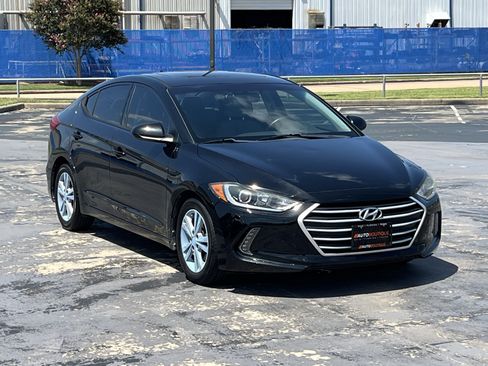 Used 2018 Hyundai Elantra Value Edition FWD image 5