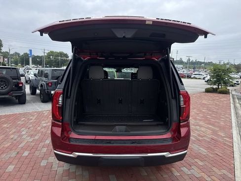 Used 2026 GMC Yukon Elevation w/ Elevation Premium Package AWD/4WD image 29