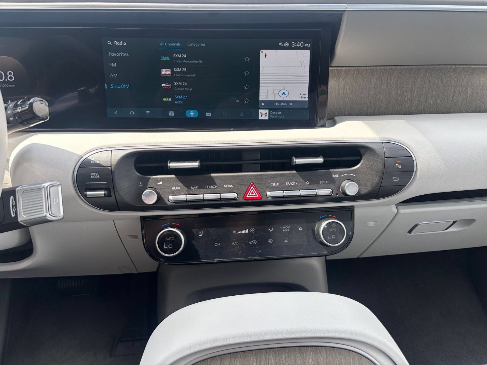 Used 2026 Hyundai Palisade SEL FWD image 16