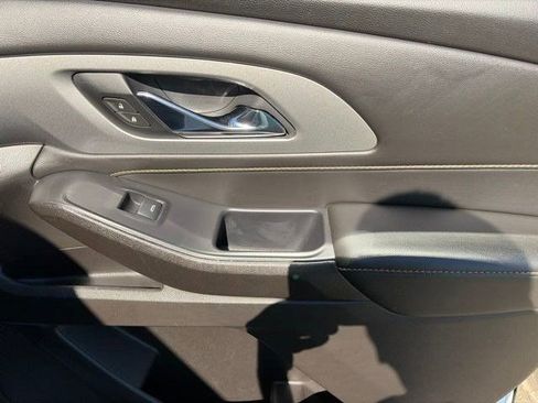 Used 2021 Chevrolet Traverse LS w/ LPO, Cargo Package FWD image 39