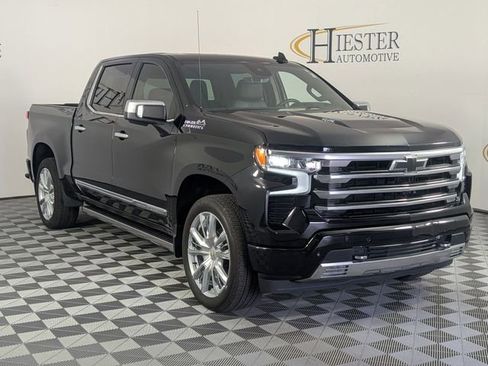 Certified 2025 Chevrolet Silverado 1500 High Country AWD/4WD image 2