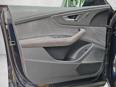Used 2025 Audi RS Q8 performance AWD/4WD image 10