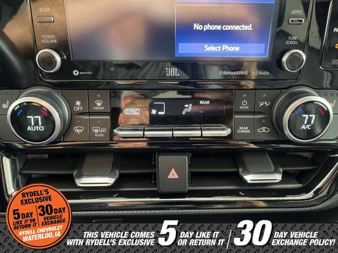 Used 2021 Toyota Highlander XSE AWD/4WD image 33