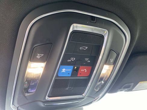 Certified 2024 Jeep Grand Cherokee Limited image 30