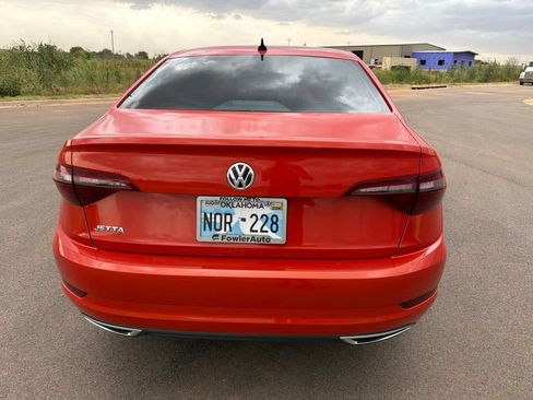 Used 2021 Volkswagen Jetta SEL Premium FWD image 6