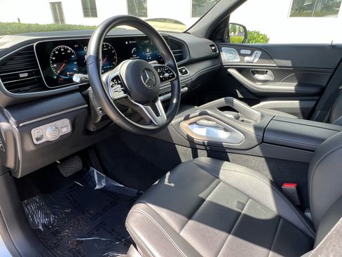 Certified 2022 Mercedes-Benz GLE 450 4MATIC w/ Premium Package image 17
