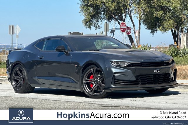 Used 2019 Chevrolet Camaro SS RWD image 1
