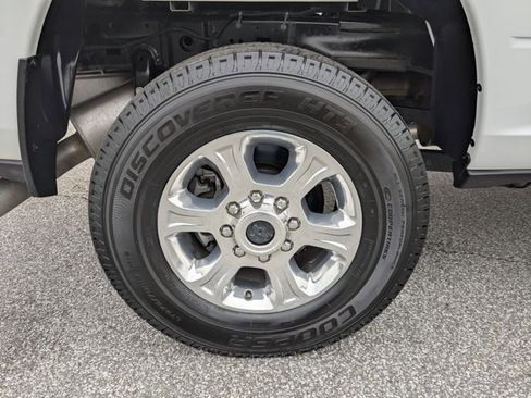 Used 2024 RAM 2500 Big Horn AWD/4WD image 12