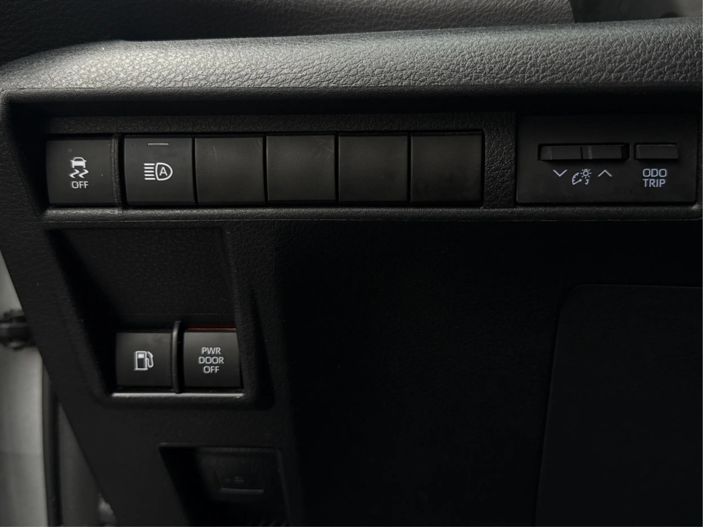 Used 2022 Toyota Sienna XSE FWD image 56