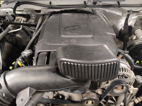 Used 2017 GMC Sierra 2500 SLE w/ HD SLE Preferred Plus Package image 30