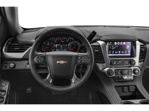 Used 2019 Chevrolet Suburban LT RWD image 10