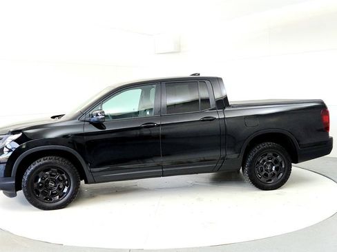 Used 2025 Honda Ridgeline TrailSport+ image 3