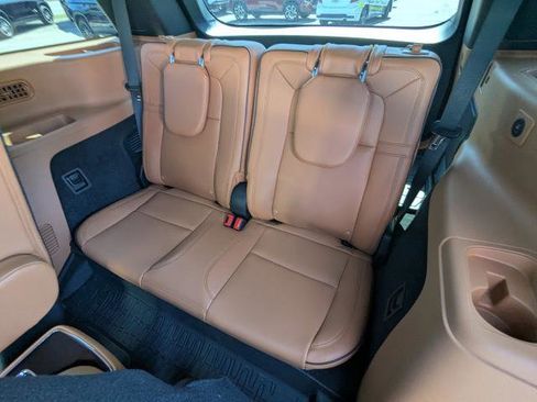 Used 2025 Lincoln Aviator Black Label w/ Black Label Special Edition AWD/4WD image 14