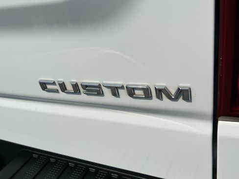 Used 2022 Chevrolet Silverado 1500 Custom Trail Boss image 10