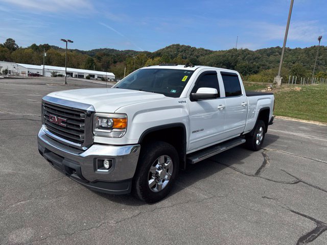 Used 2015 GMC Sierra 2500 SLE w/ SLE Preferred Package AWD/4WD image 4